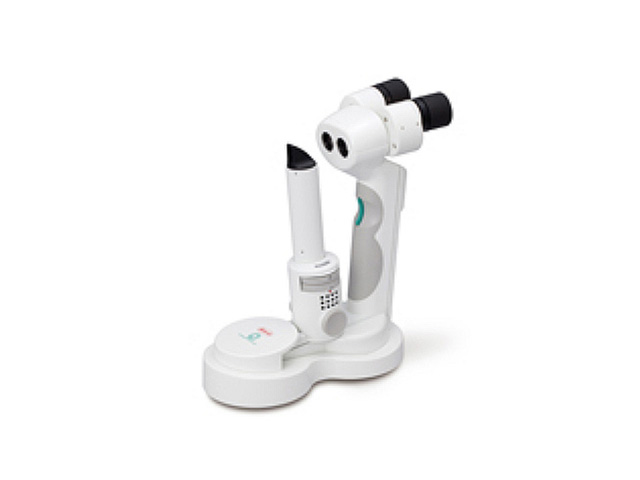 ポータブルスリットランプ〈コーワ社〉